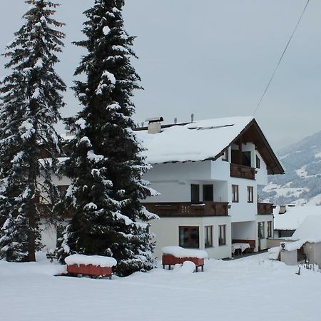 Gastehaus Treichl Hotel Fuegen Luaran gambar