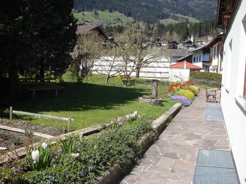 Gastehaus Treichl Hotel Fuegen Luaran gambar