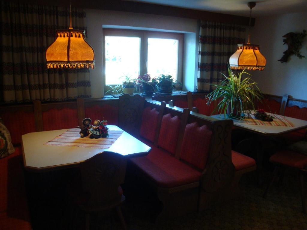 Gastehaus Treichl Hotel Fuegen Luaran gambar