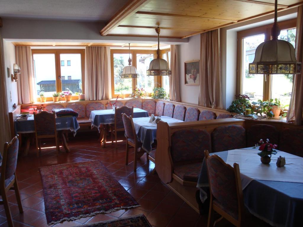 Gastehaus Treichl Hotel Fuegen Luaran gambar