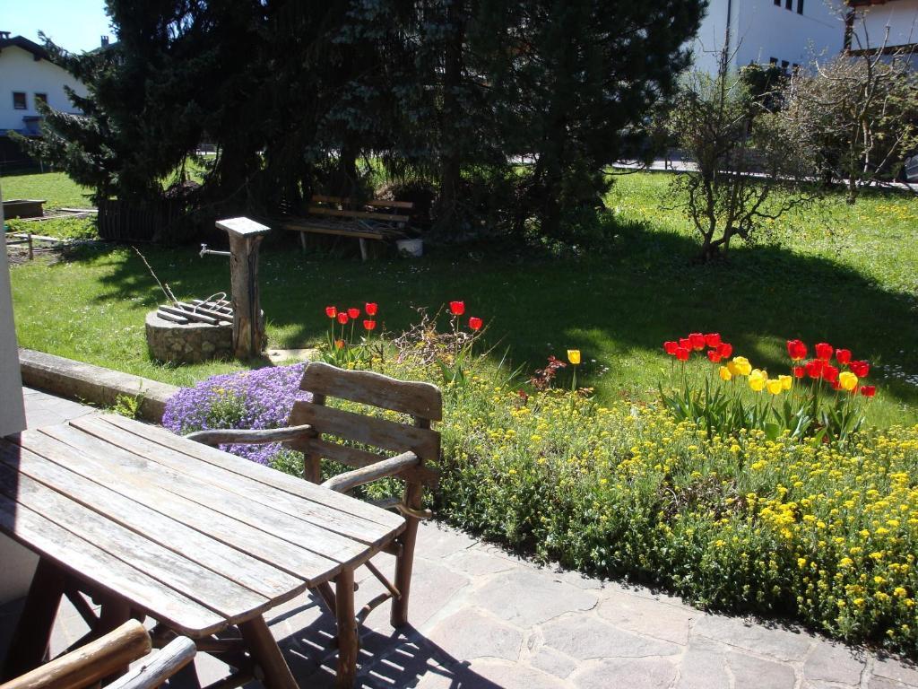 Gastehaus Treichl Hotel Fuegen Bilik gambar