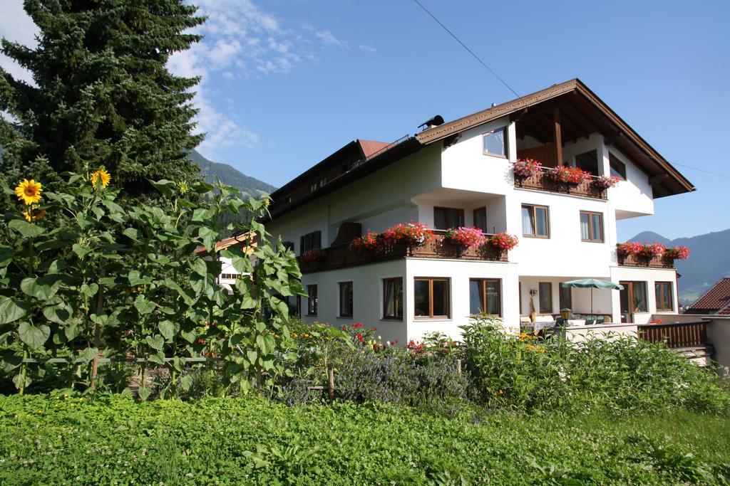 Gastehaus Treichl Hotel Fuegen Luaran gambar
